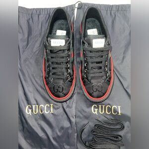 Authentic GUCCI Women’s Off The Grid Sneaker Black size 36.5/6.5